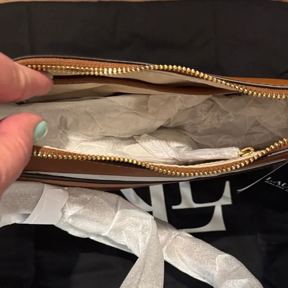 NWT Lauren Ralph Lauren Crosshatch Leather Medium Danni Bag. - Picture 10 of 11